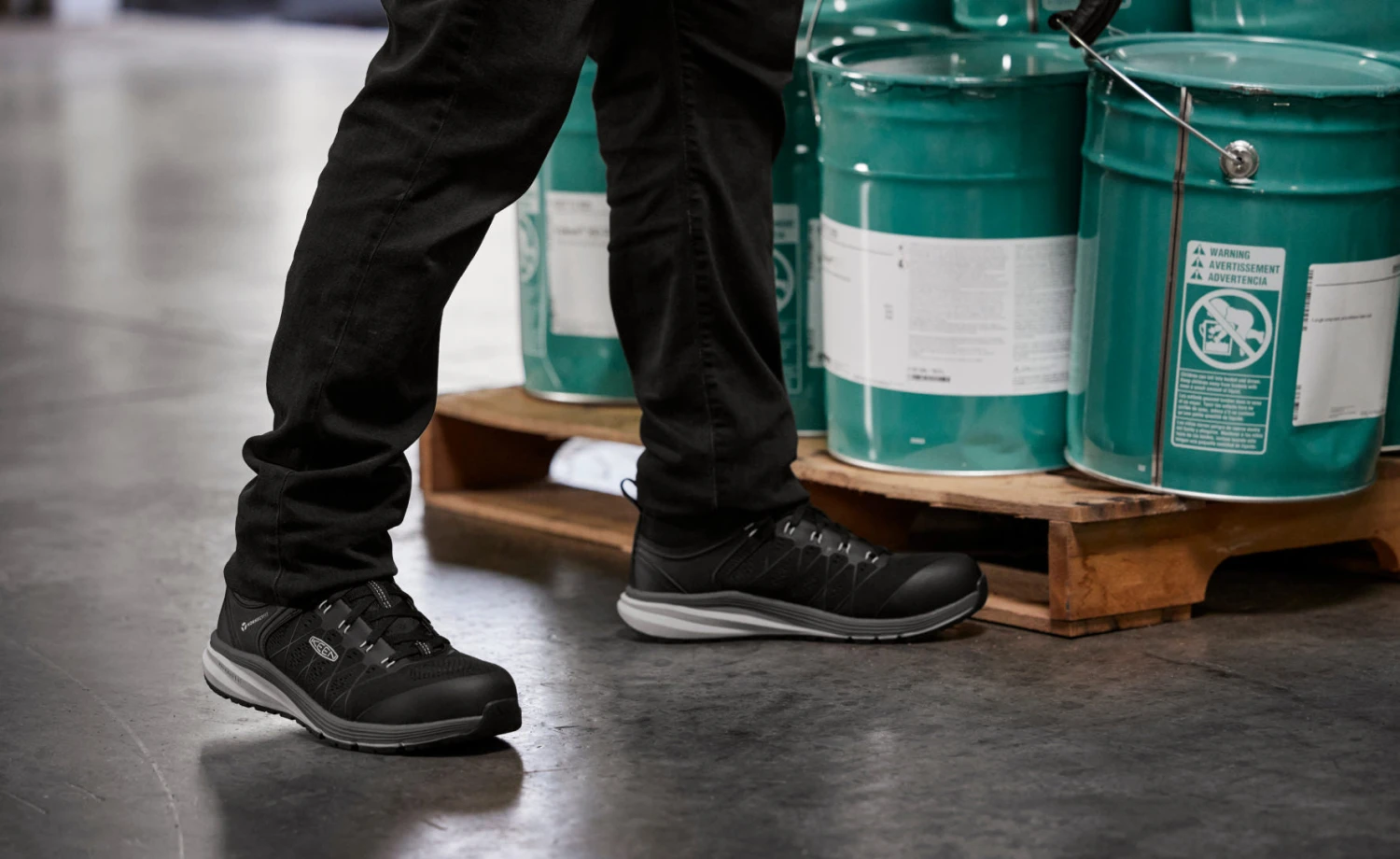 Keen Men's Vista Energy ESD (Carbon-Fiber Toe) | Vapor/Black 5 Keen Men's Vista Energy ESD (Carbon-Fiber Toe) | Vapor/Black - Image 5