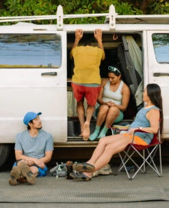 Keen Men's Yogui Clog | Black/Magnet -Keen MYoguiLifestylePDPSingleRight 2a746915 1b7b 4630 a078 a3310ccd88f0