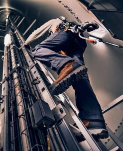 Keen Men's Camden 6" Waterproof Boot (Carbon-Fiber Toe) | Black/Black 16 Keen Men's Camden 6" Waterproof Boot (Carbon-Fiber Toe) | Black/Black -Keen SDD 1014 Camden 1027670 Left Image c9277162 a89c 4be1 a7a7 42bee3f4ff60