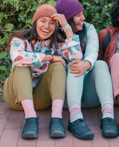 Keen Women's Howser III Slide | Dark Earth Velour -Keen WHowserIIISlideLifestylePDPRight a871fe20 b203 48c4 9c7b dea7a3f4dcd1