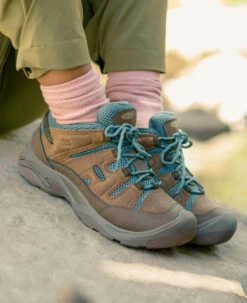 Keen Women's Circadia Vent Shoe | Syrup/Boysenberry 13 Keen Women's Circadia Vent Shoe | Syrup/Boysenberry -Keen W Circadia Vent LifestylePDPSingleRIght 0267dc9f f38e 4bc1 8af0 4a70de1fd79c